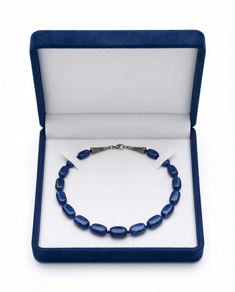 Obsidia Blue – Handgjort Halsband i Mörkblå Lapis Lazuli